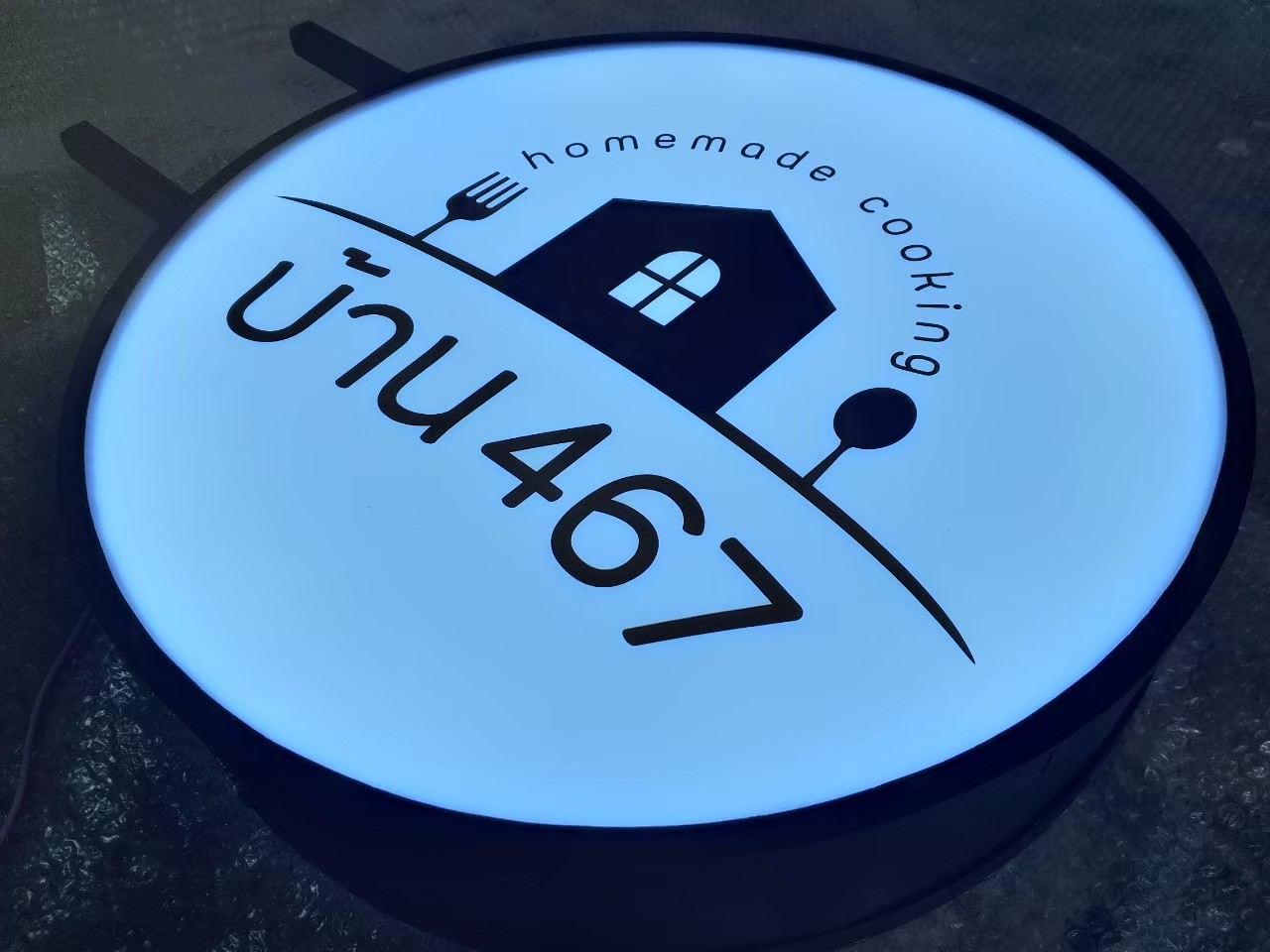 งานป้ายกล่องไฟ