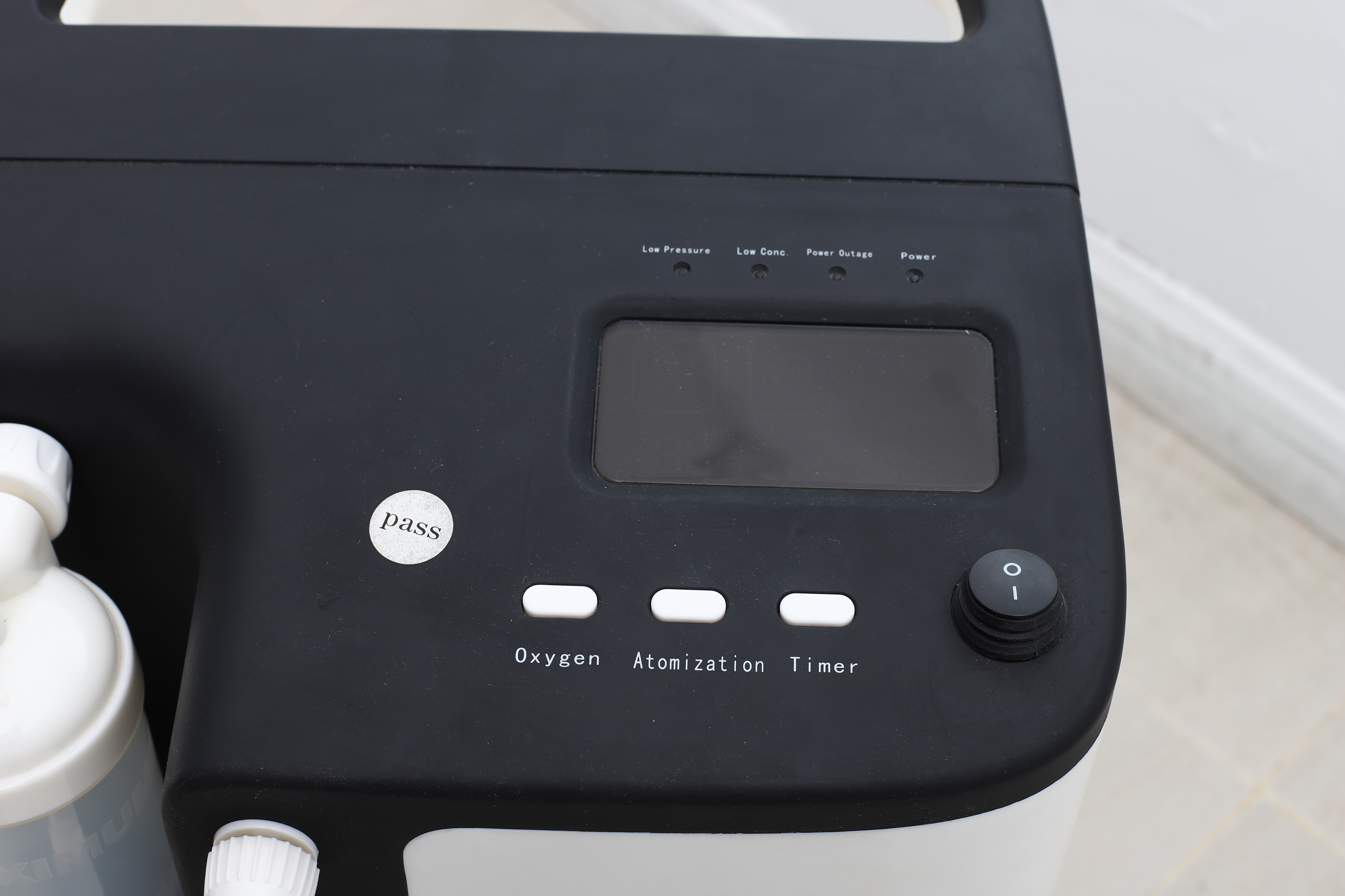 เครื่องผลิตออกซิเจนเครื่องเพิ่มความเข้มข้นของออกซิเจน 5 ลิตร ยี่ห้อ Owgels รุ่น OZ-5-01TW0