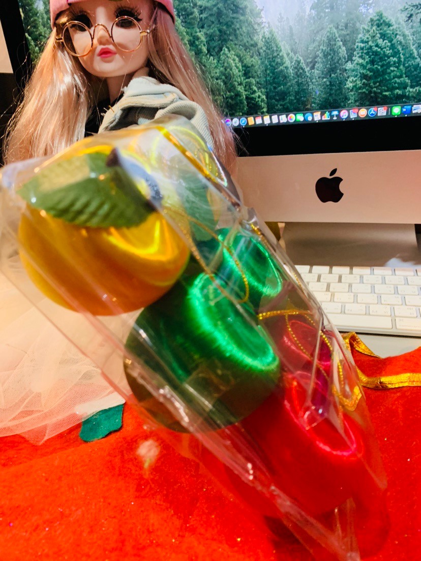 ลูกบอลคริสต์มาสแอปเปิ้ล แขวนตกแต่งต้นคริสต์มาสเพิ่มเติมสีสันและบรรยากาศให้ดูสมจริงในการจัดแต่งต้นสนปลอมของคุณ