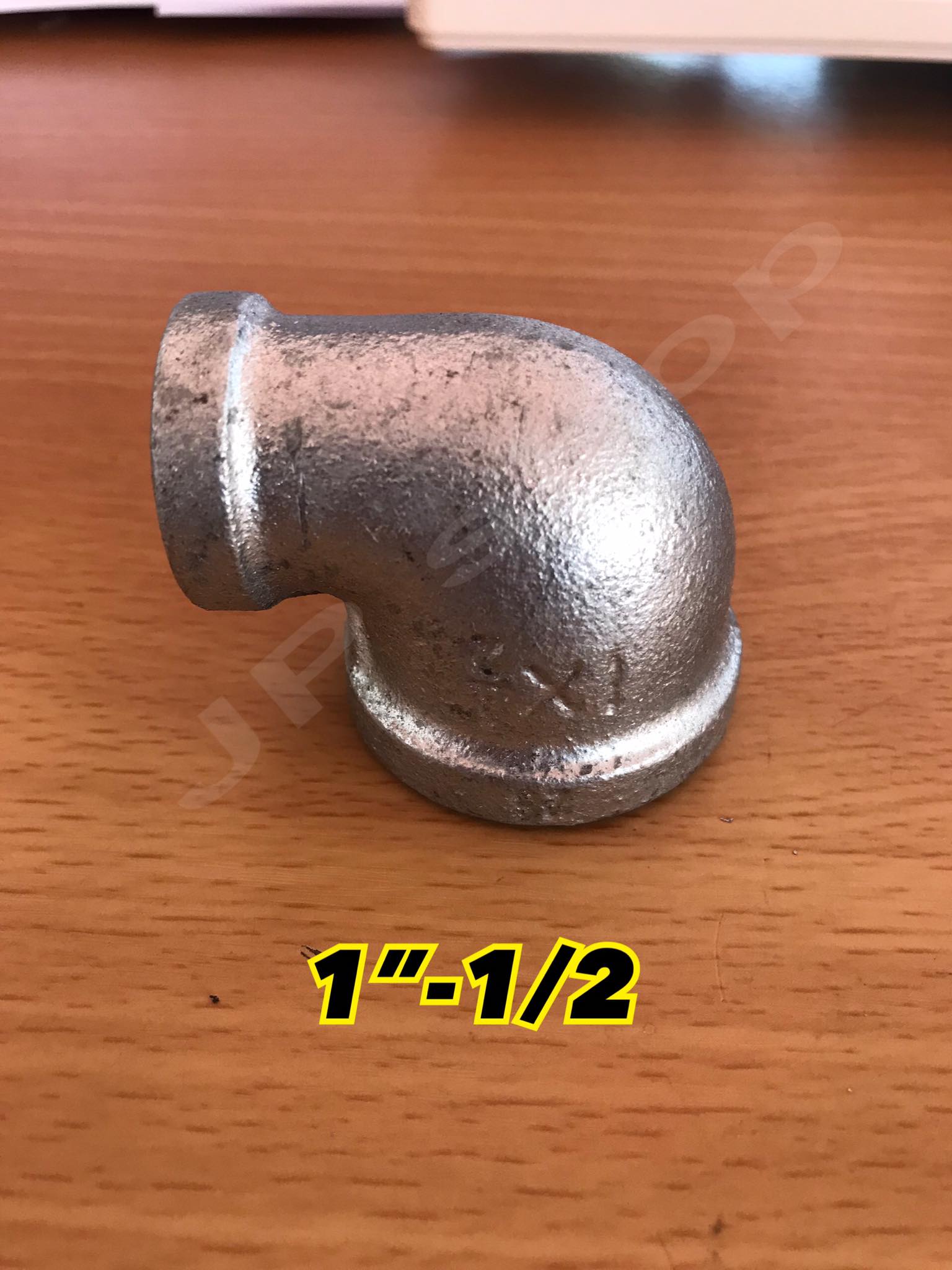 ข้องอลด ข้องอประปา90องศา ข้องอเหล็ก อุปกรณ์ประปา ขนาด1 1/2นิ้ว-1นิ้ว,1 1/4นิ้ว-1นิ้ว,1 1/4นิ้ว-3/4,1นิ้ว-1/2,1นิ้ว-3/4,3/4-1/2