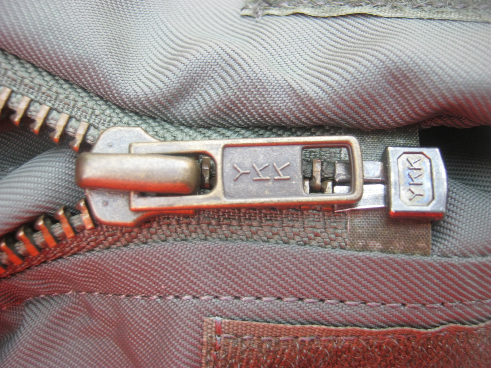 ฮูดเสื้อนักบิน เพิ่มเติม