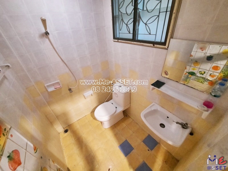 ขายทาวน์เฮ้าส์ ย่าน เคหะร่มเกล้า ราษฎร์พัฒนา น้อมเกล้า : พูนสินธานี 3 / 2 ชั้น 17 ตารางวา