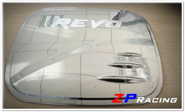 ครอบฝาถังน้ำมัน REVO (รุ่น 4 ประตู ตัวเตี้ย)