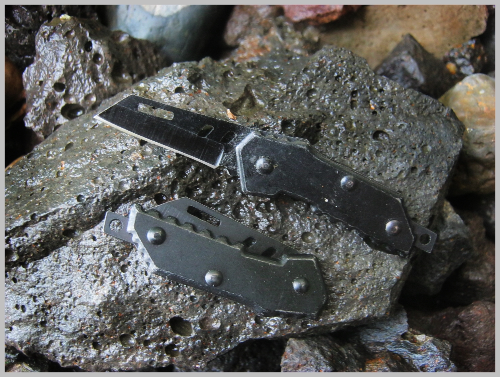 มีดพับจิ๊วเล็กแบบพกซ่อน