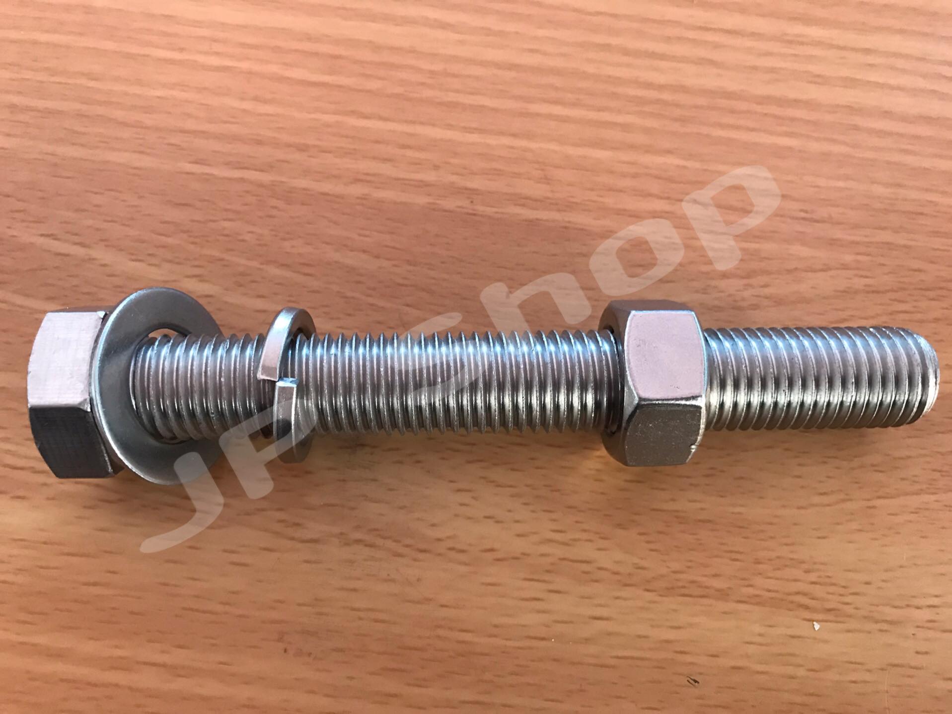 น็อตสแตนเลส304 M20ยาว150มม. #20150