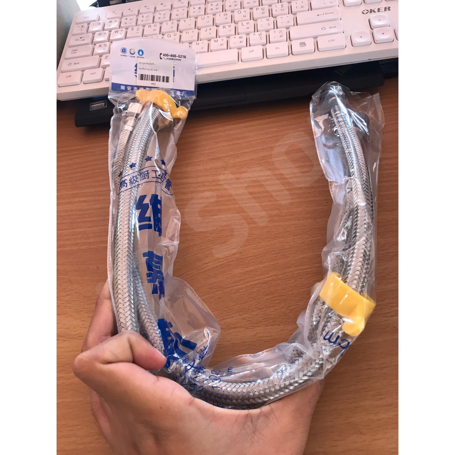 สายน้ำดี ความยาวขนาด 60 ซม. หัวสายสแตนเลส304 เกลียวใน4หุน(1/2") สำหรับต่อน้ำใช้ทั่วไป ห้องน้ำ ห้องครัว #6001