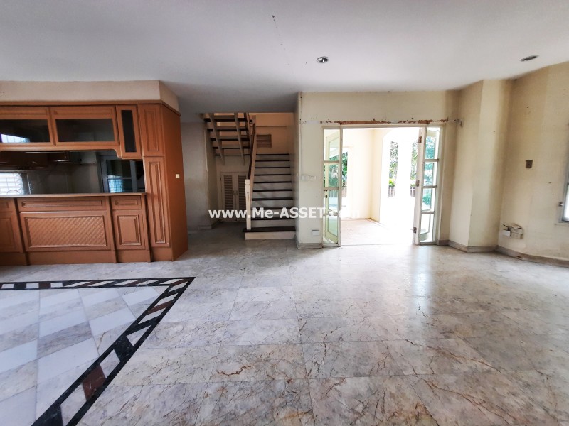 ขายบ้านเดี่ยว ม.นันทวัน (วงแหวน-รัตนาธิเบศร์) ถ.ตลิ่งชัน-สุพรรณบุรี ต.เสาธงหิน อ.บางใหญ่ นนทบุรี ต้นโครงการ ตรงข้ามสวนสาธารณะ / พื้นที่ 2 ชั้น 151 ตารางวา