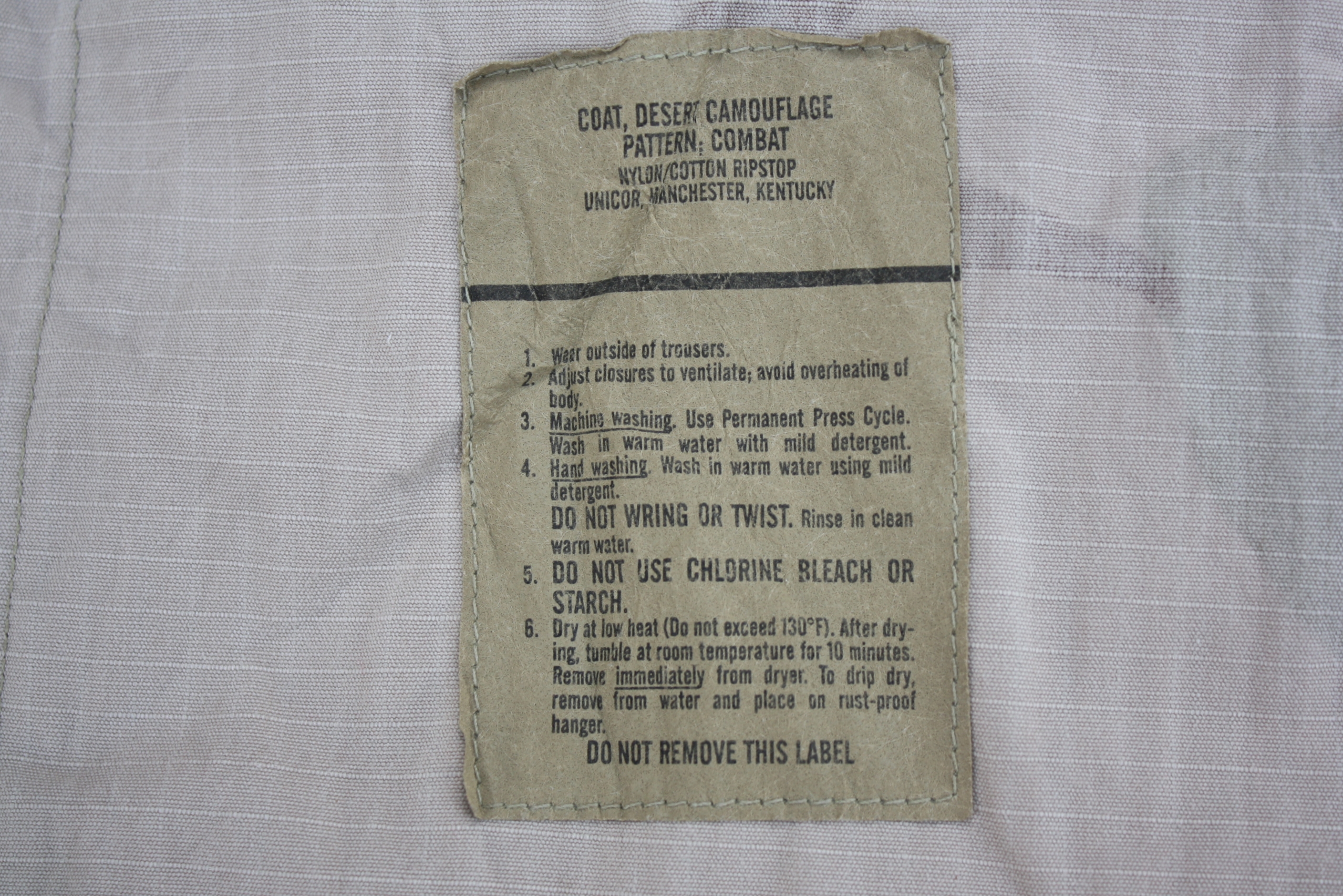 เสื้อทหารพรางทะเลทรายสามสี กองทัพสหรัฐ US tricolor desert pattern