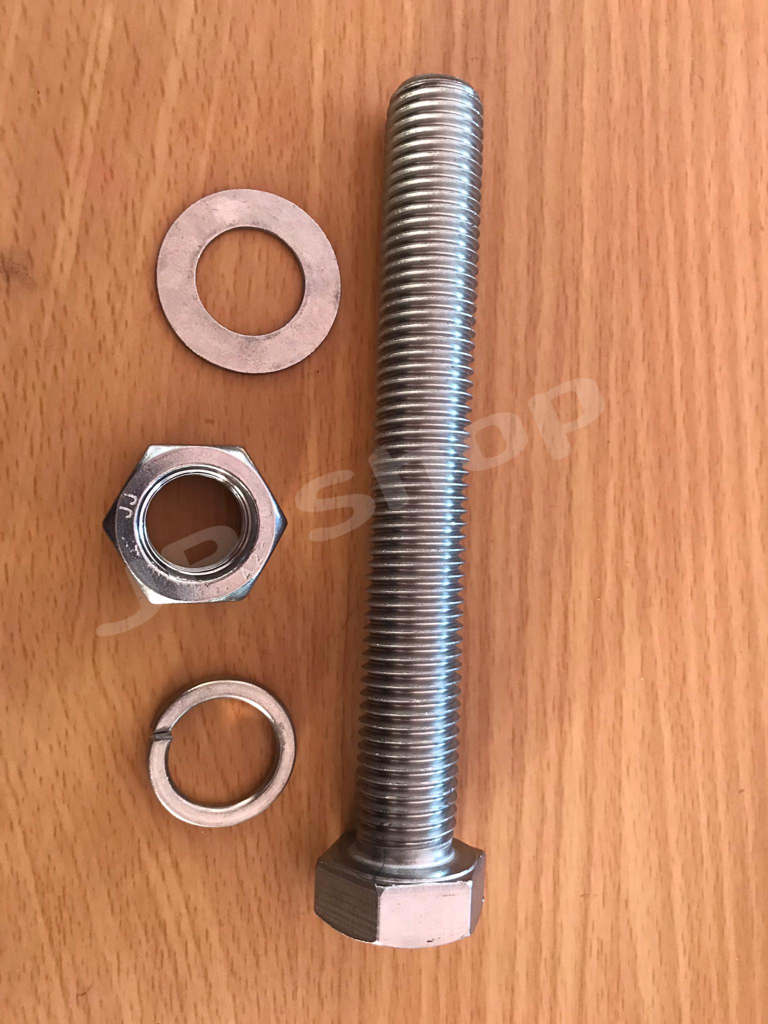 น็อตสแตนเลส304 M20ยาว150มม. #20150