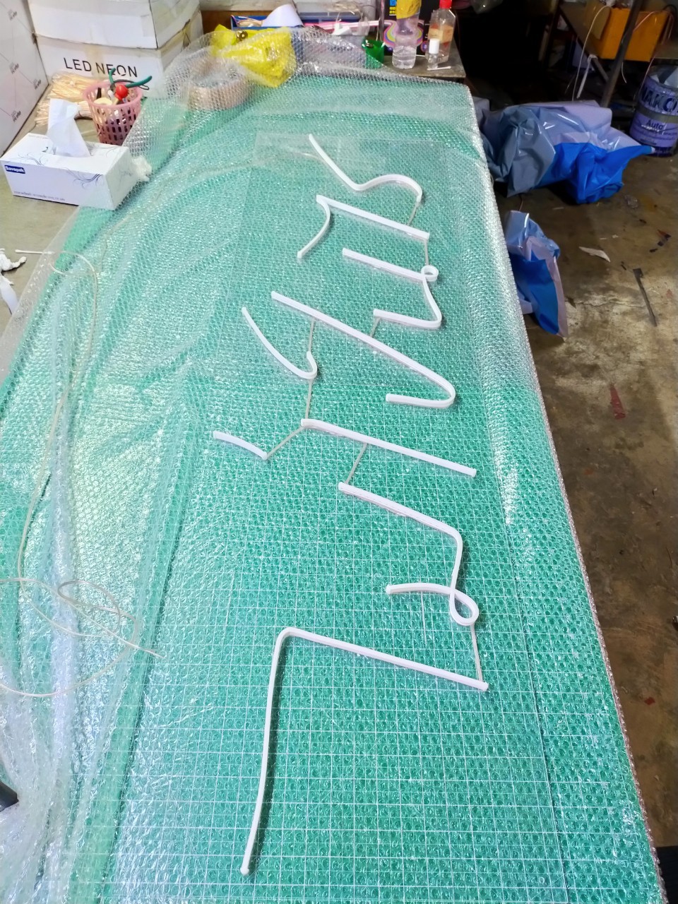 ป้ายไฟนีออน