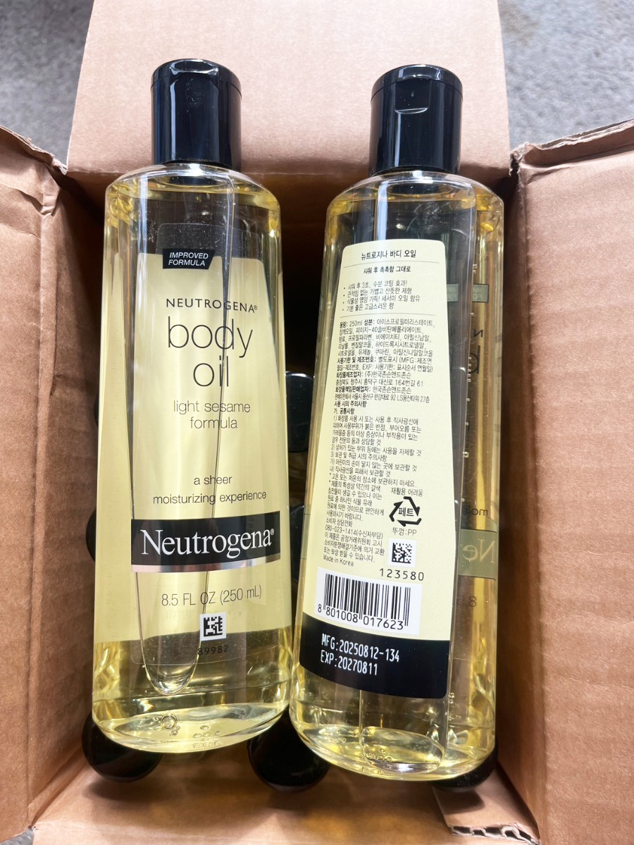 Neutrogena Body Oil Light Sesame Formula 250ml. บอดี้ออยบำรุงผิว สูตรเข้มข้น หิ้วเกาหลี (1ขวด)