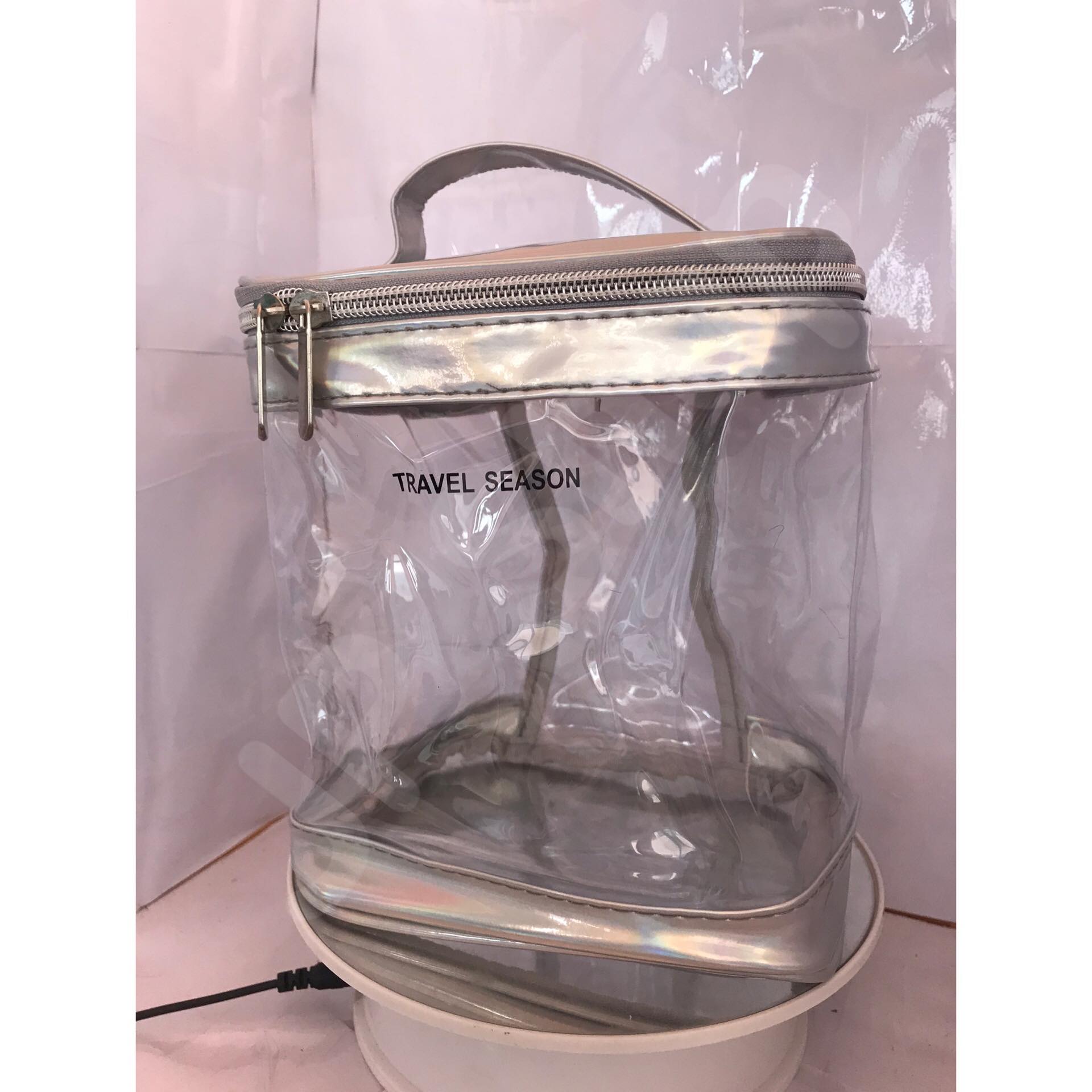 กระเป๋าใส่เครื่องสำอาง ทรงกระบอก สีเทา โปร่งใส ราคา/1 ใบ #0131