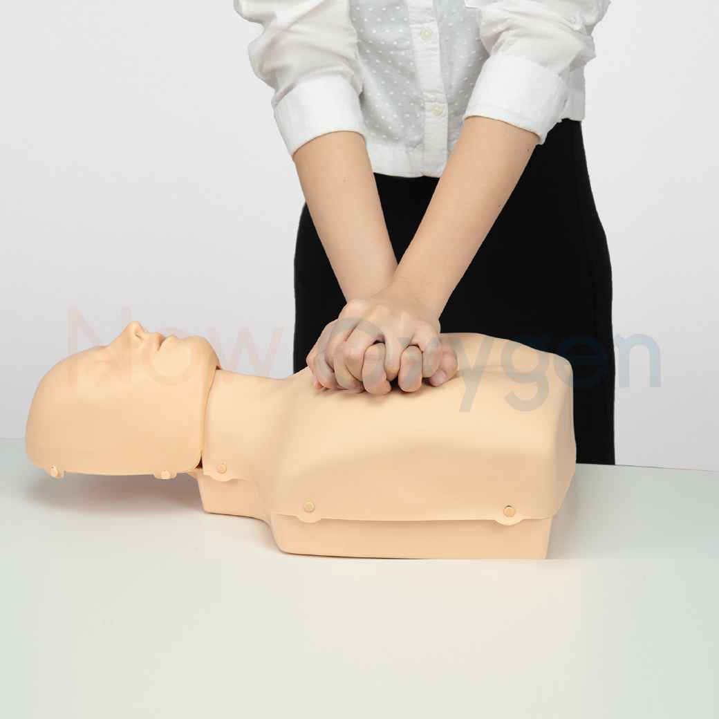 หุ่นจำลองสำหรับทำ CPR