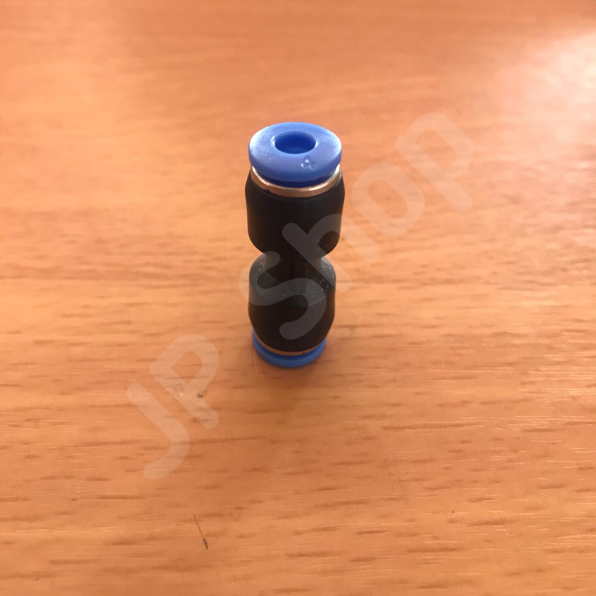 ข้อต่อลม PU 4 มม.-ต่อตรง ฟิตติ้งสายลม ต่อสายลม 4 มม. #4000