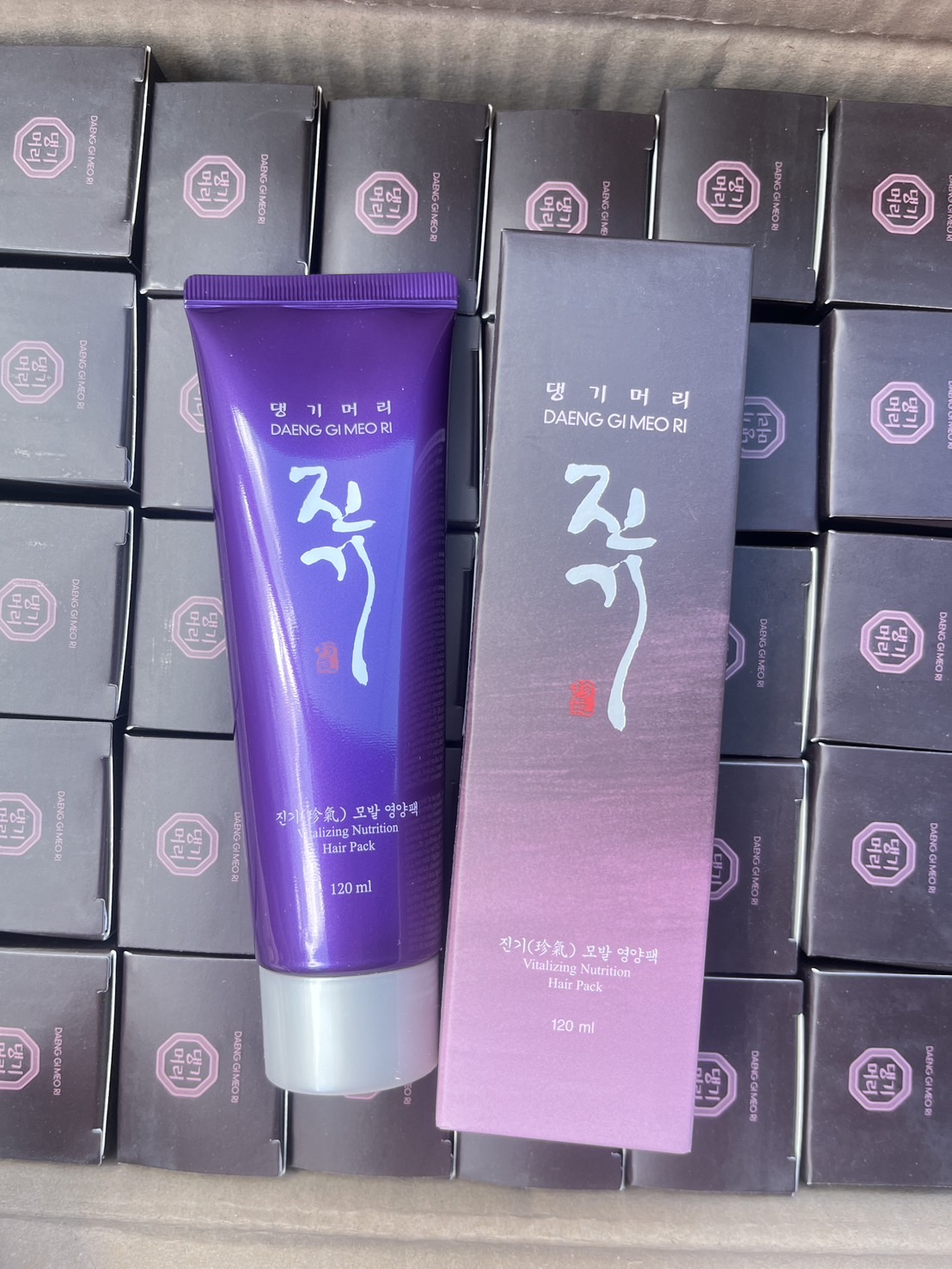 Daeng Gi Meo Ri Vitalizing Nutrition Hair Pack 120ml. (1หลอด)