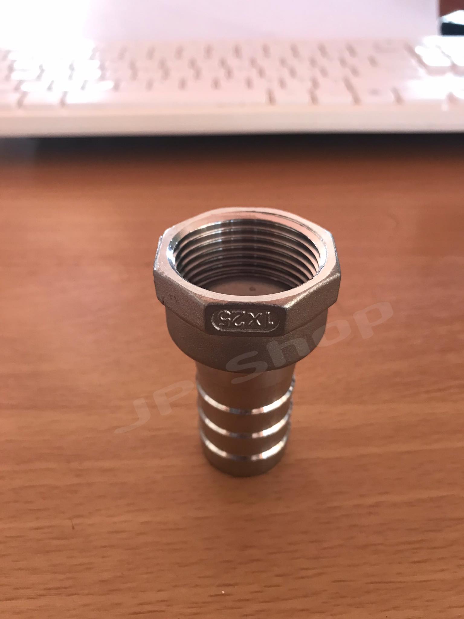 ข้อต่อเกลียวในหางไหล 1" * 1" สแตนเลส 304 #12525