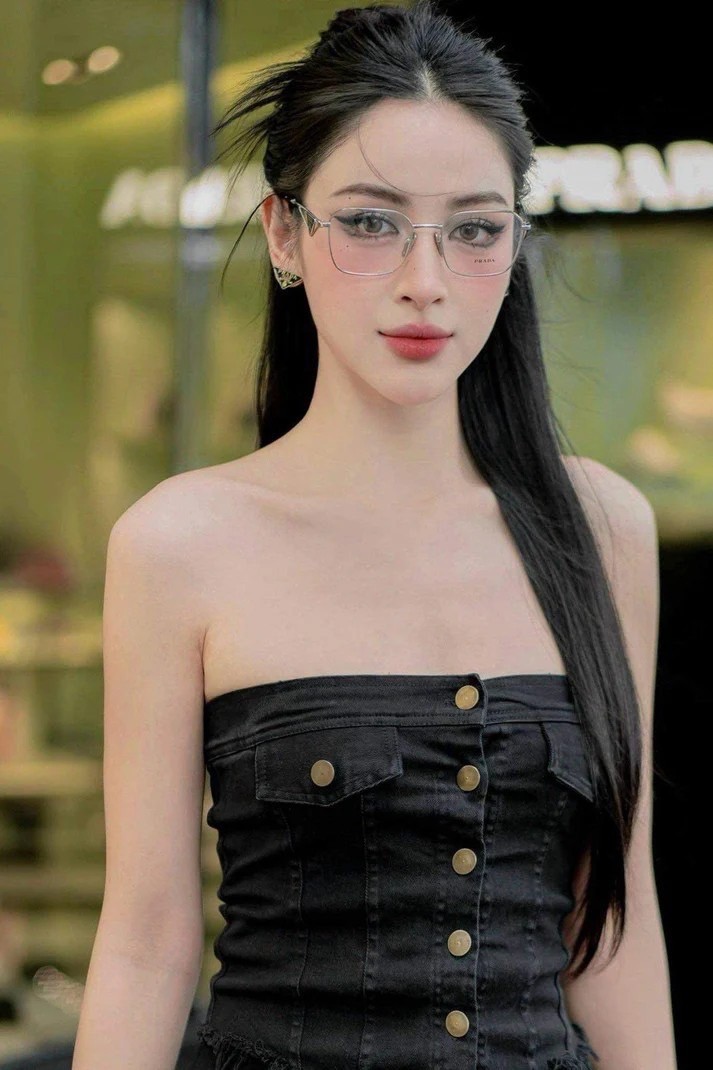 กรอบแว่นPrada PR A51V 1BC1O1 - Silver