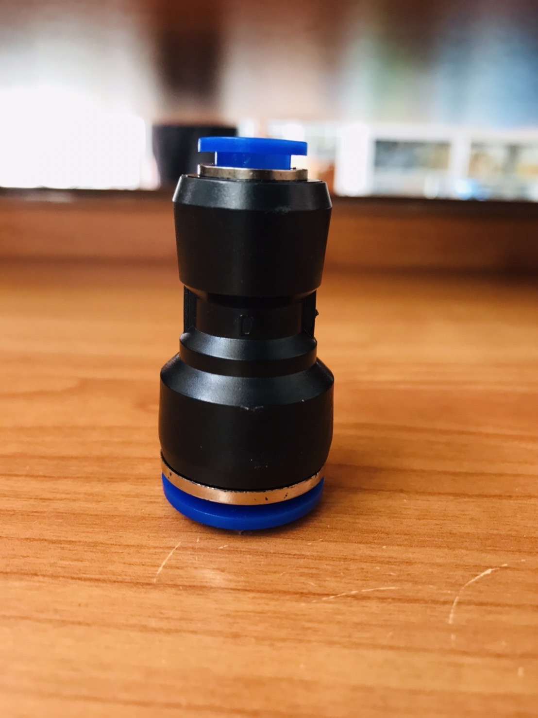 ข้อต่อลมฟิตติ้ง PG 16 - 08 mm. ต่อตรงลด #1608