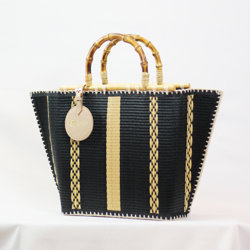 กระเป๋าเสื่อกก (รุ่นไม่บุผ้า) สีดำ