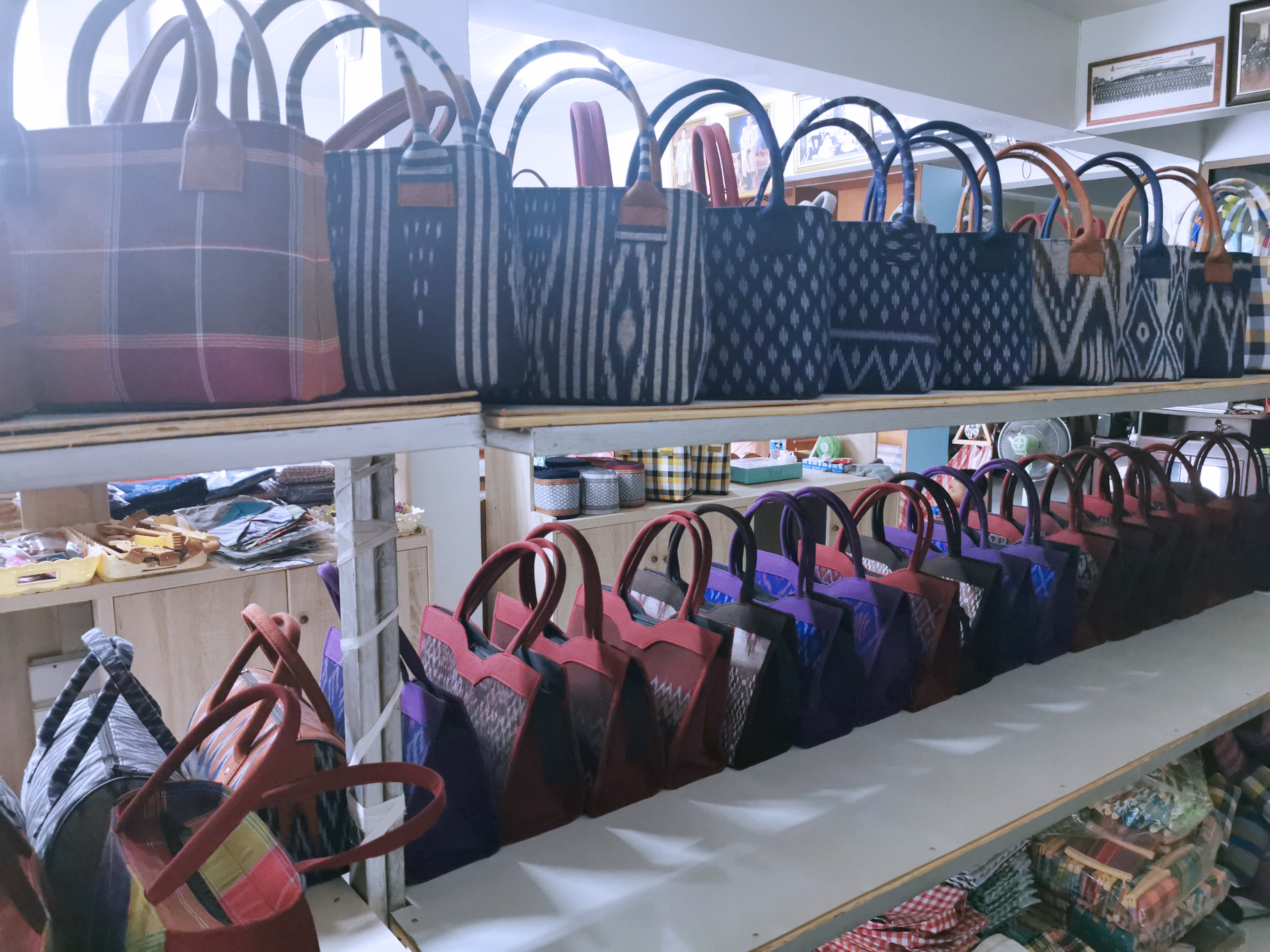 กระเป๋าขาวม้า,กระเป๋าผ้าขิด กระเป๋าถือ กระเป๋าหิ้ว 12x23x23 Cm//Khit Bag, Tote Bag, Tote Bag