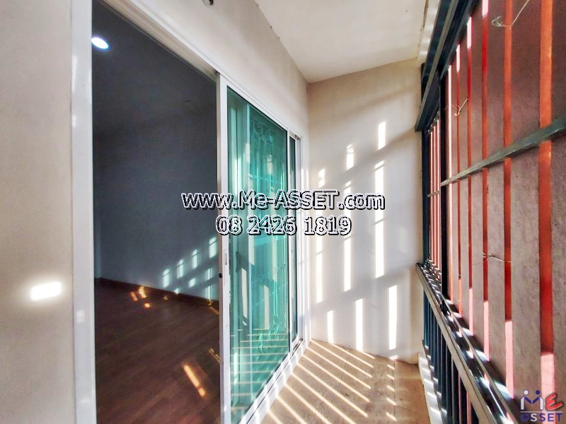 ขายทาวน์โฮม ราคาถูกต่ำกว่าประเมิน ย่าน เลียบคลองพระอุดม ซอยวัดท่าเกวียน คลองบางไผ่ วัดทองสะอาด ลาดหลุมแก้ว : ม.บ้านสวนธนาการ์เด้น : 2 ชั้น 22.7 ตร.วา