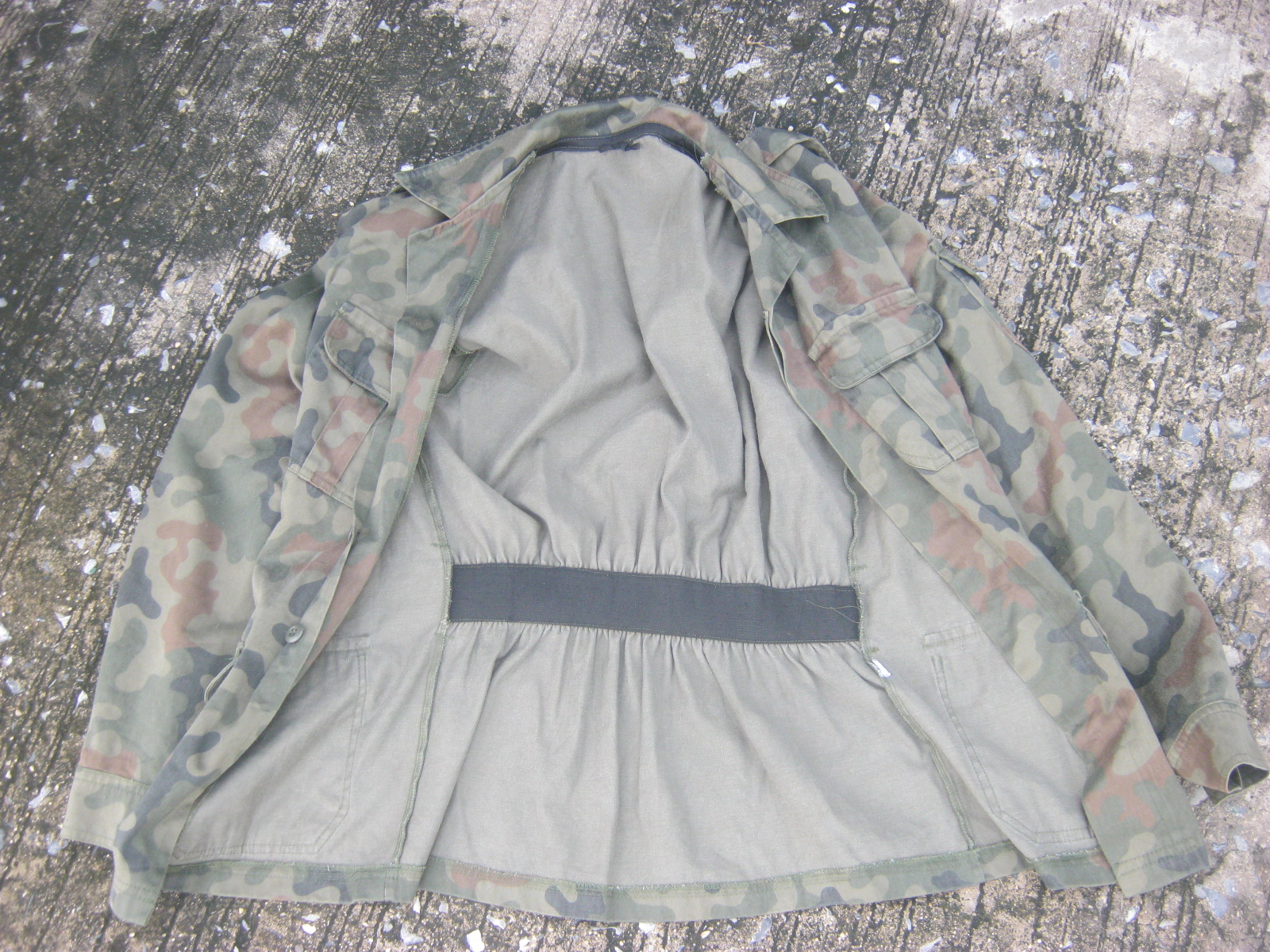 เสื้อทหาร โปแลนด์