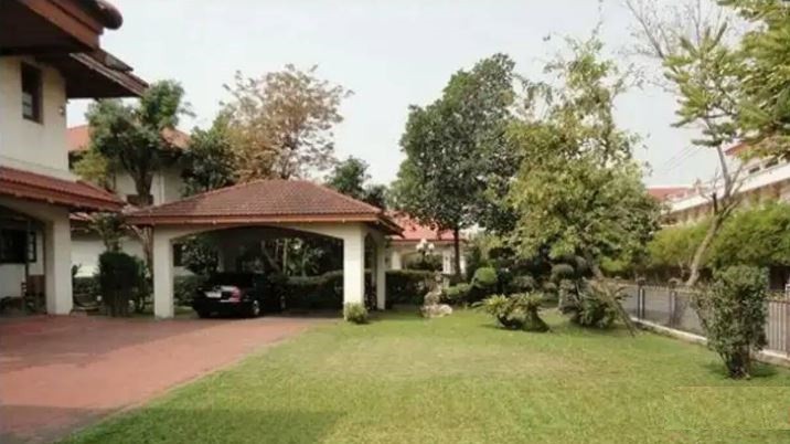 ขายบ้านเดี่ยว ม.เลคไซด์วิลล่า 2 ถ.บางนา-ตราด กม.7 ต.บางแก้ว อ.บางพลี สมุทรปราการ / พื้นที่ 2 ชั้น 371 ตารางวา