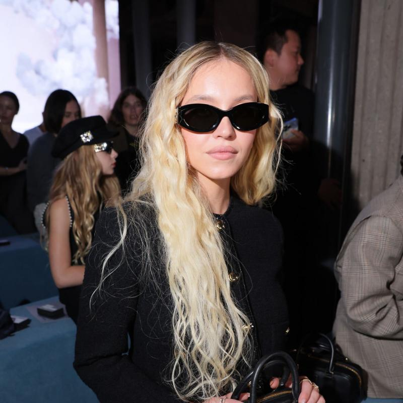 แว่นกันแดด MiuMiu Glimpse MU11WS 1AB5S0