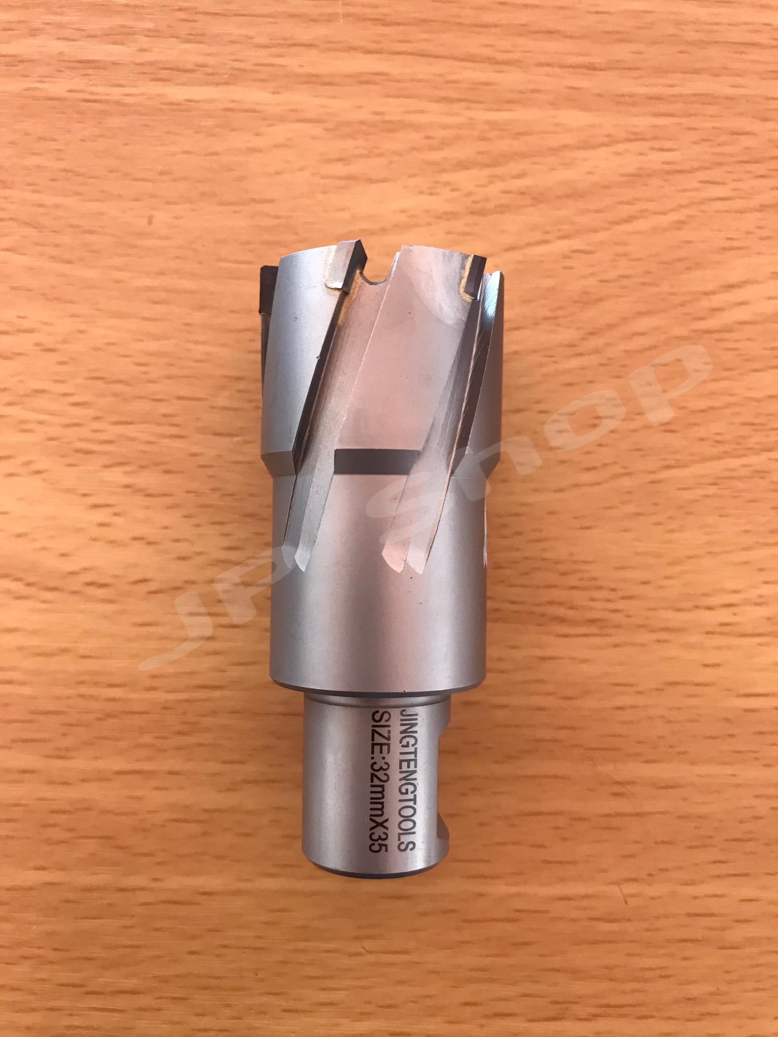 ดอกสว่านเจ็ทบอส แบบโฮลซอว์คาร์ไบสำหรับเจาะเหล็กหนา ด้วยสว่านแม่เหล็กไฟฟ้า ขนาด32*35 มม. #32235