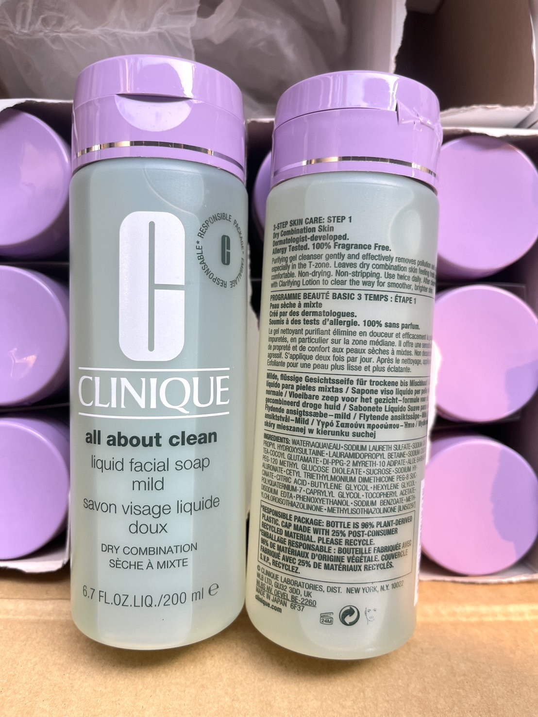 Clinique All About Clean Liquid Facial Soap 200ml. เจลล้างหน้าสูตรอ่อนโยน (1ขวด)