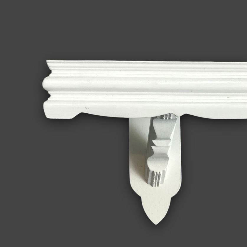 หิ้งลายบัวแบบขาเดียว สีขาว