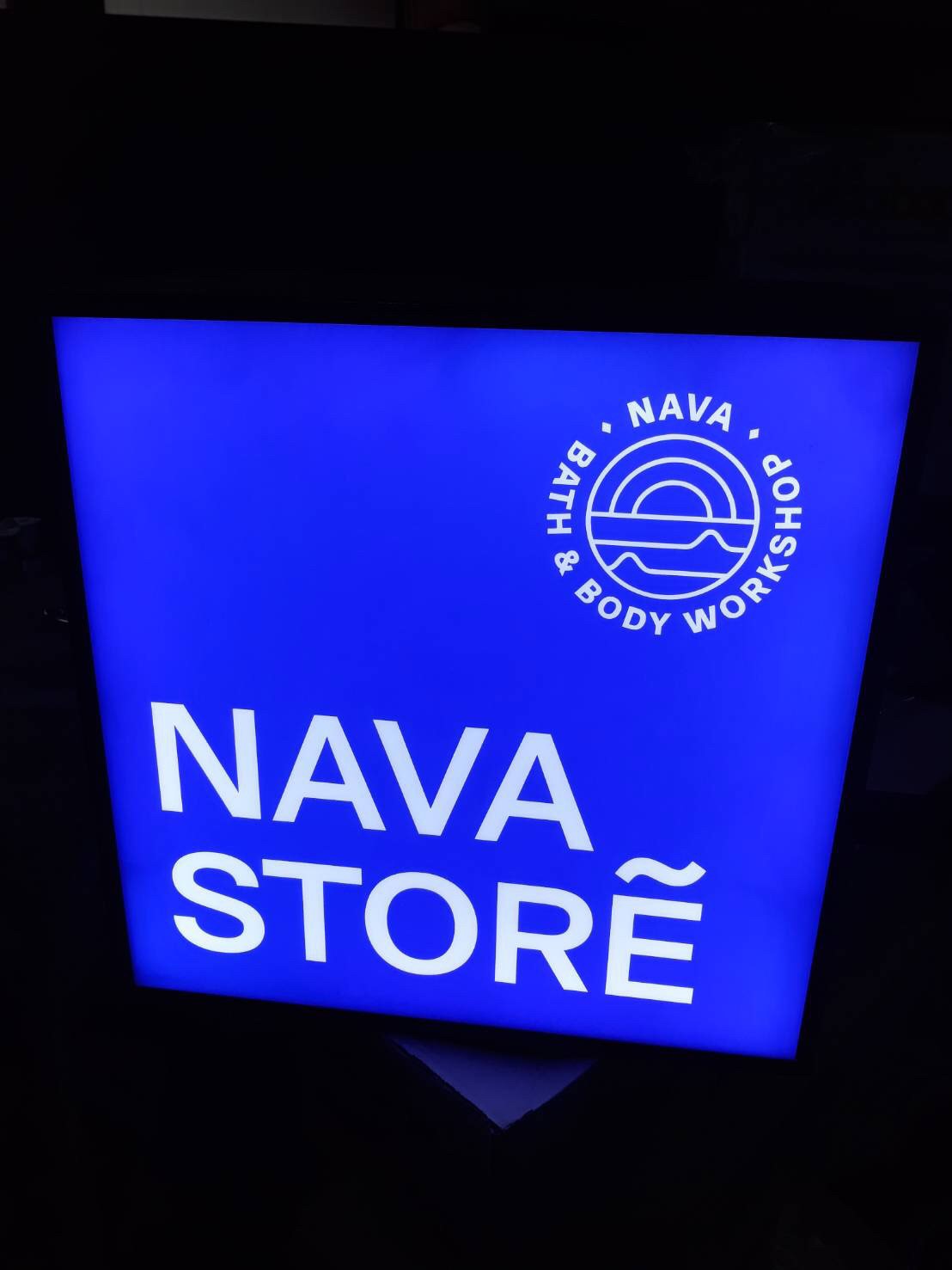 ป้ายไฟออกหน้า NAVA STORE