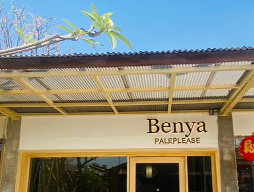 งานติดตั้งป้ายอักษรซิงค์ไฟออกหลัง ยกขอบ 2cm ขนาด 96x42cm