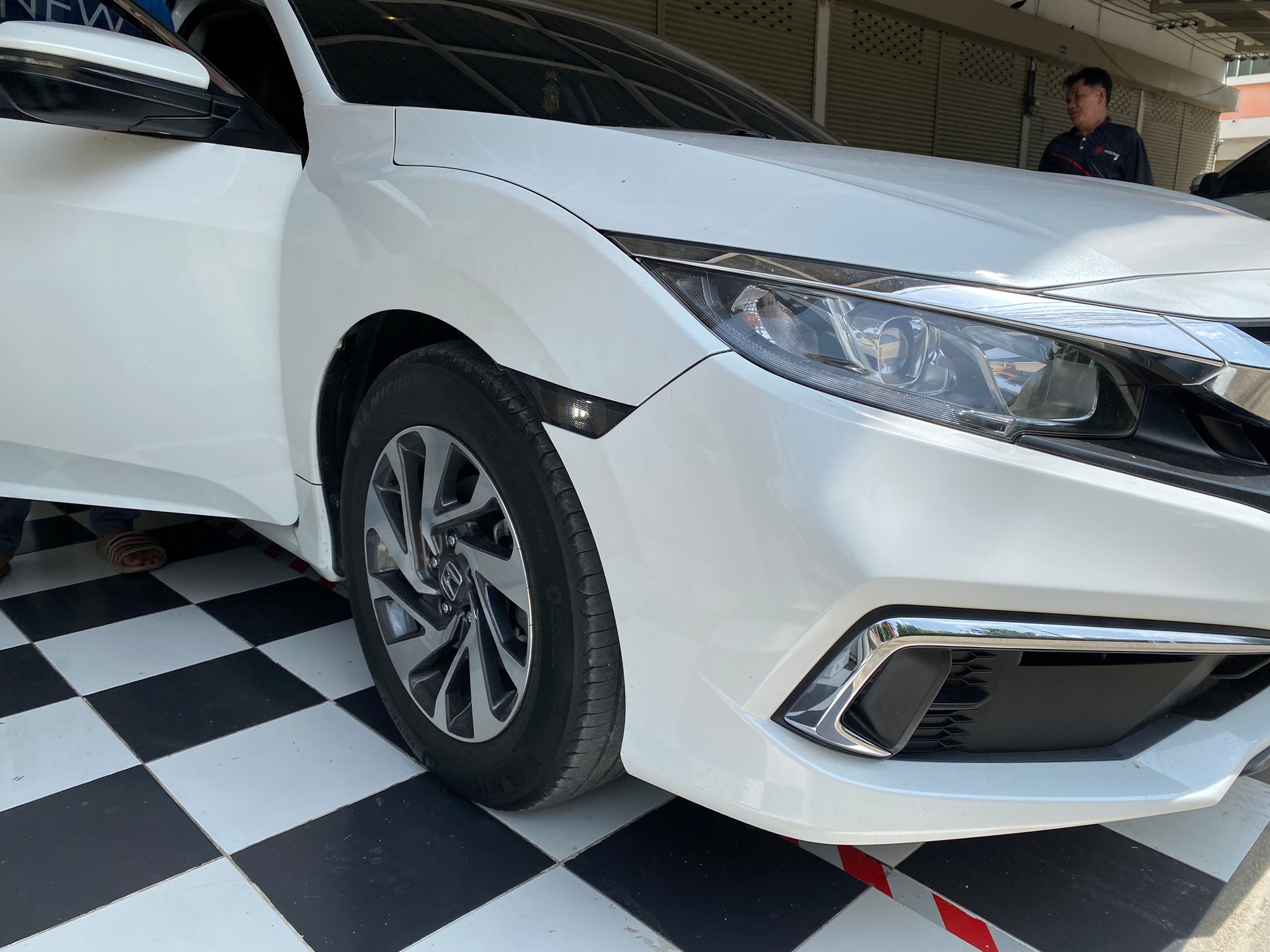 ไฟมุมดำ ไฟแก้มดำ ไฟซุ้มล้อ CIVIC FC CIVIC FK