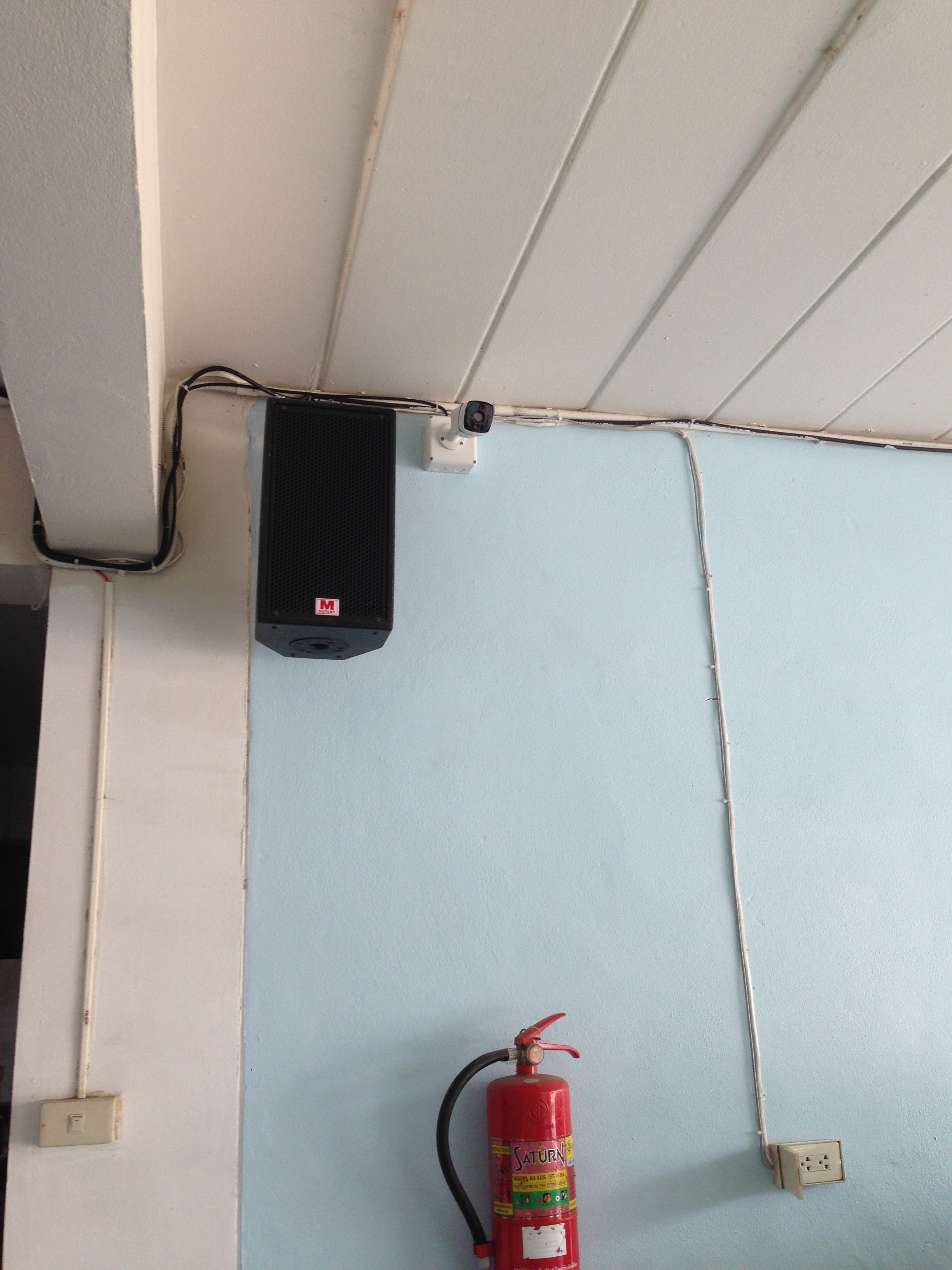 กล้องวงจรปิดพร้อมติดตั้งและดูแลระบบ