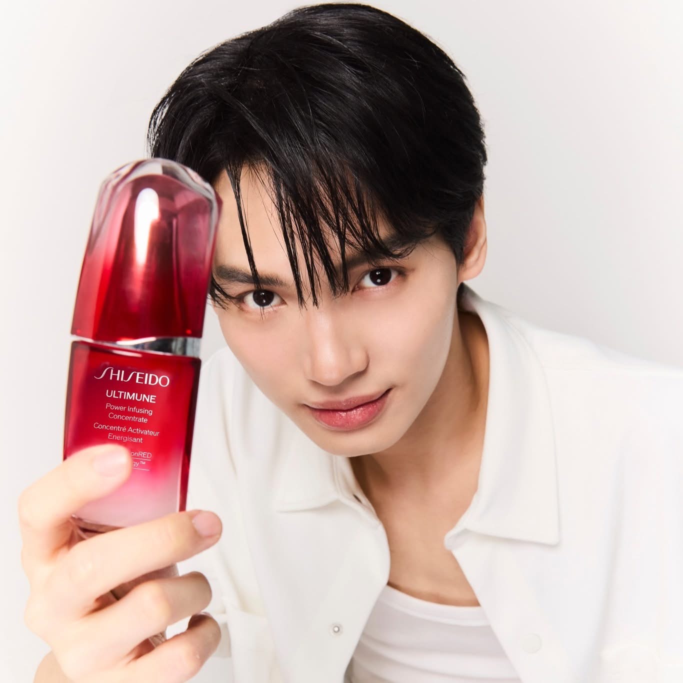 (1ขวด) Shiseido Ultimune Power Infusing Concentrate 10ml. ขนาดทดลอง เซรั่มบำรุงผิว ชิเชโด้ อัลติมูน