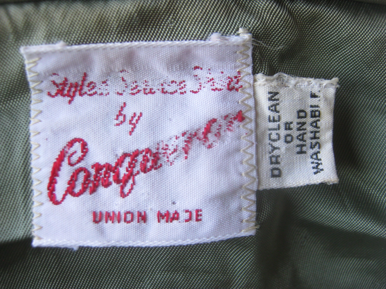 กระดุมสำหรับซ่อมเสื้อ 1940