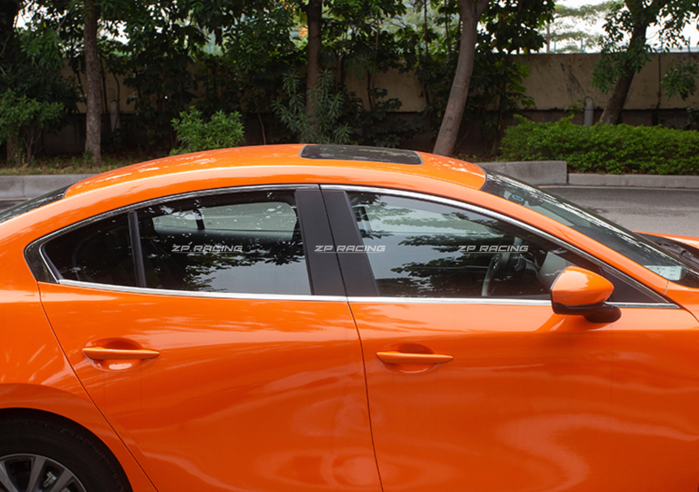 คิ้วกระจก (ขอบล่าง) Mazda 3 (2020)