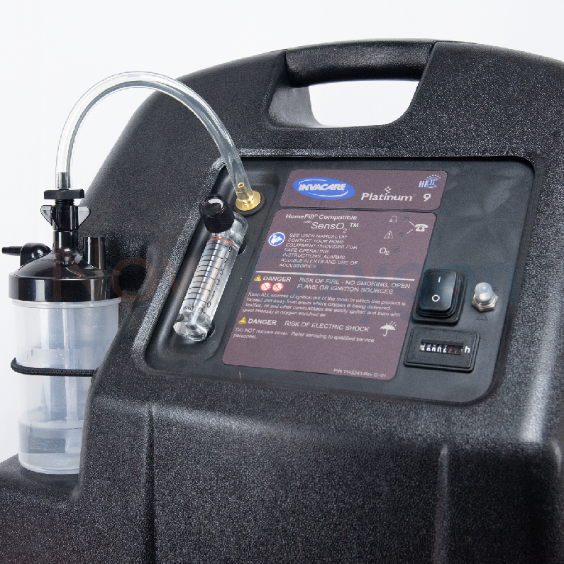 ตู้พักฟื้นสัตว์ขนาด 60*60 ซม. จับคู่กับเครื่องผลิตออกซิเจนขนาด 9 ลิตร Invacare Platinum 9