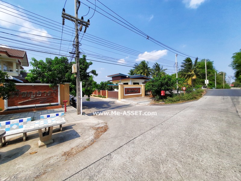 ขายบ้านแฝด ม.พิชญธารา ศาลายา ถ.เลียบคลองมหาสวัสดิ์ ต.ศาลายา อ.พุทธมณฑล นครปฐม ใกล้ ม.มหิดล / พื้นที่ 2 ชั้น 54.3 ตารางวา