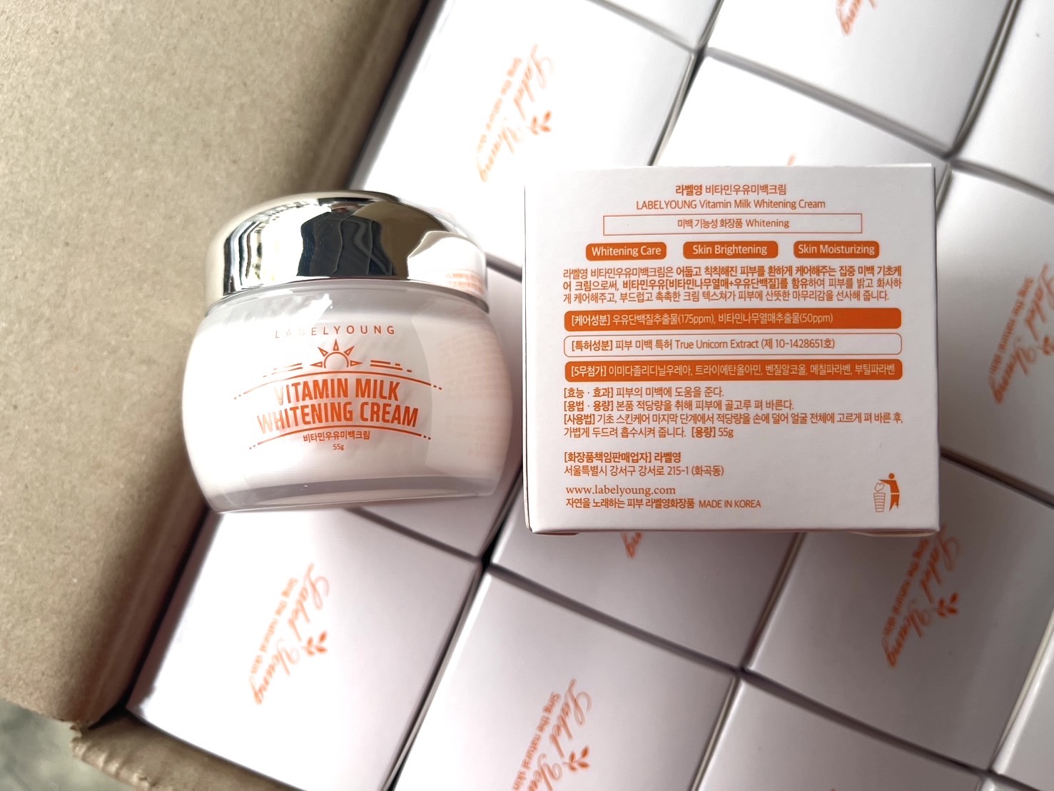 Labelyoung Vitamin Milk Whitening Cream 55g. ครีมน้ำนมเข้มข้น ของแท้ นำเข้าจากเกาหลี 2025
