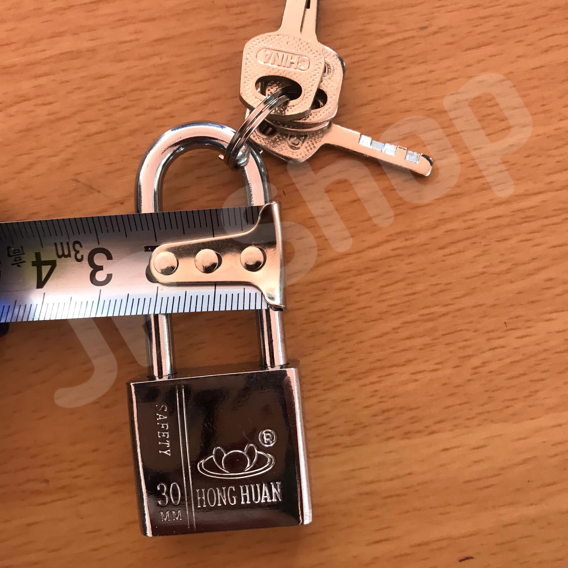 กุญแจล็อคบ้าน ล็อคครัว ล็อคอเนประสงค์ 30 มม. ล็อคแน่นหนา คงทน ราคาถูก สนใจสั่งซื้อได้เลย ห่วงยาว #6971342321136