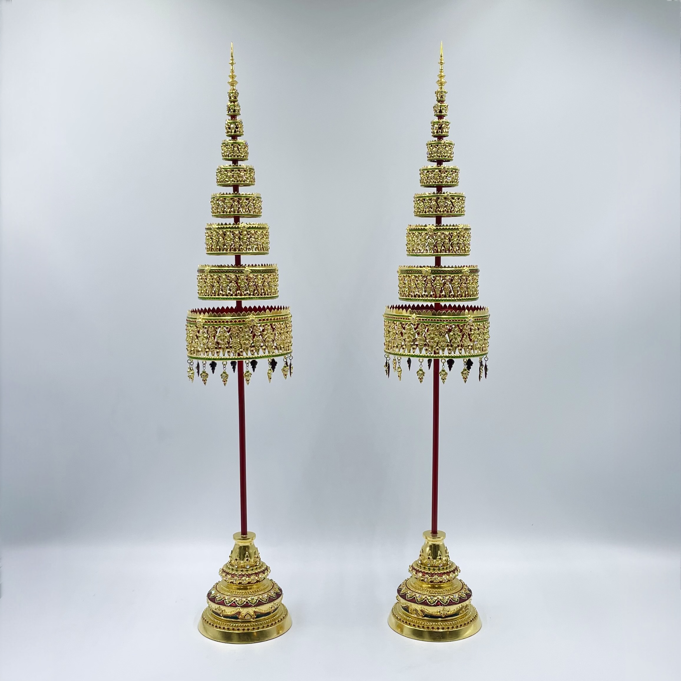 ฉัตรทอง 9 ชั้น