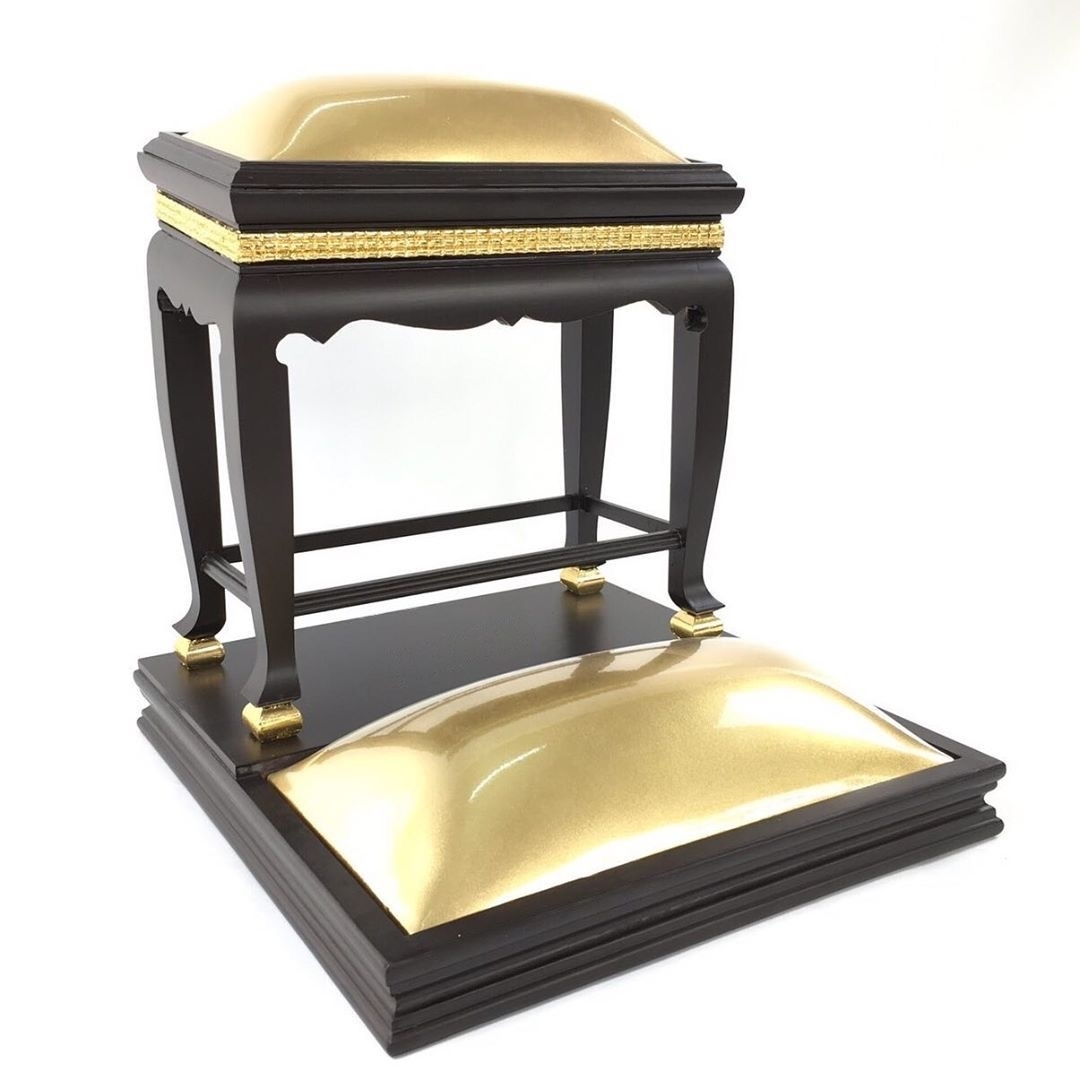 โต๊ะกราบคุกเข่า พิกุล โอ๊ค