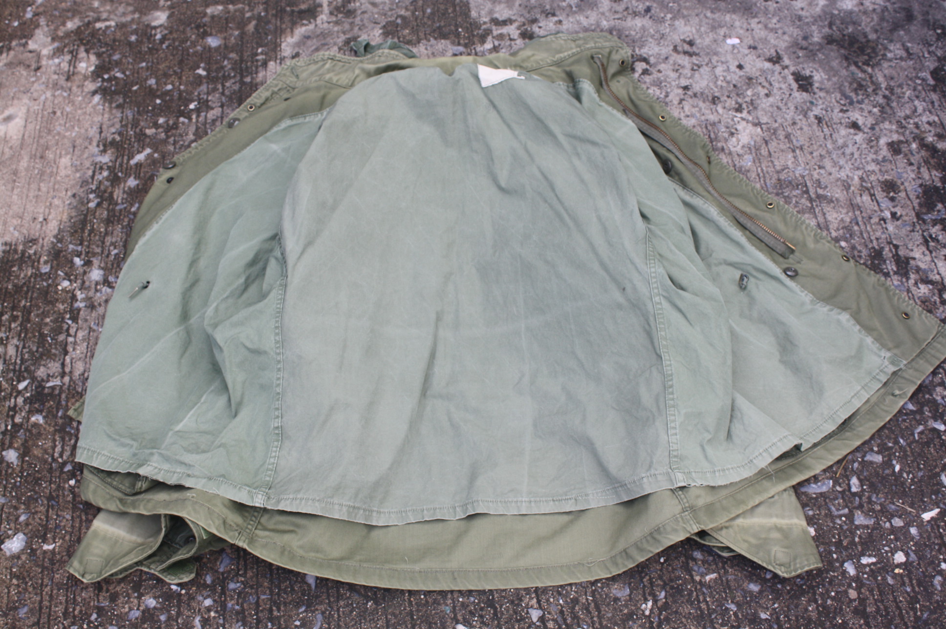 เสื้อทหาร M65 สงครามเวียตนาม ขายแล้ว