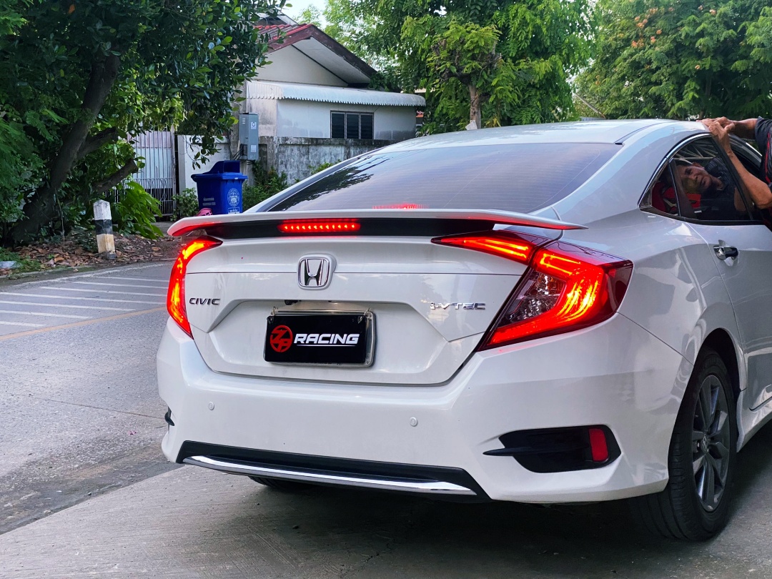 สปอยเลอร์ RS สำหรับ CIVIC FC พร้อมไฟเบรก LED รับประกันงานติดตั้ง 5 ปี