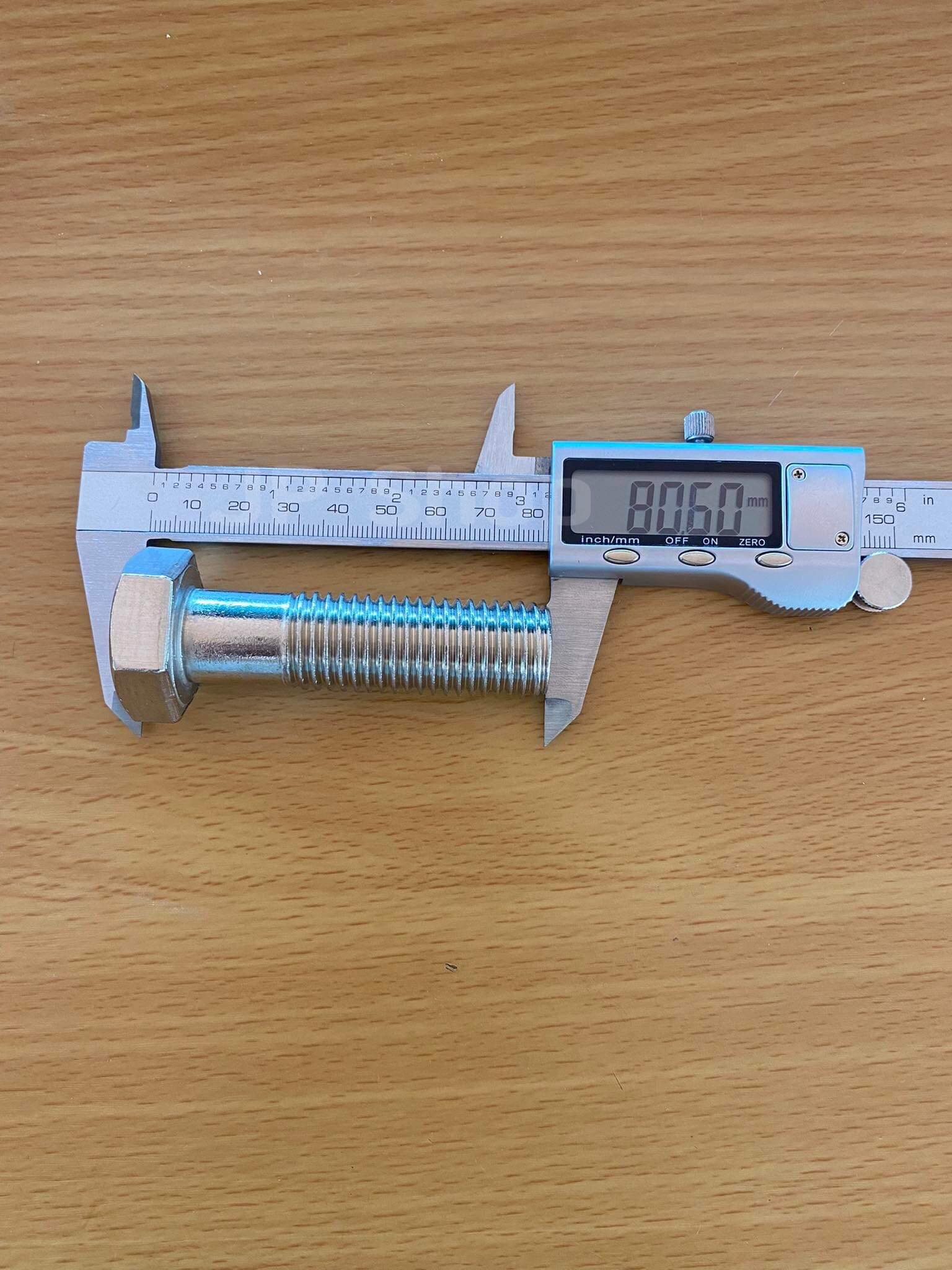 น็อตสแตนเลส201 สกรูหกเหลี่ยม ขนาดM20 น็อตสแตนเลสM20*70มม ราคา/ตัว . #2070