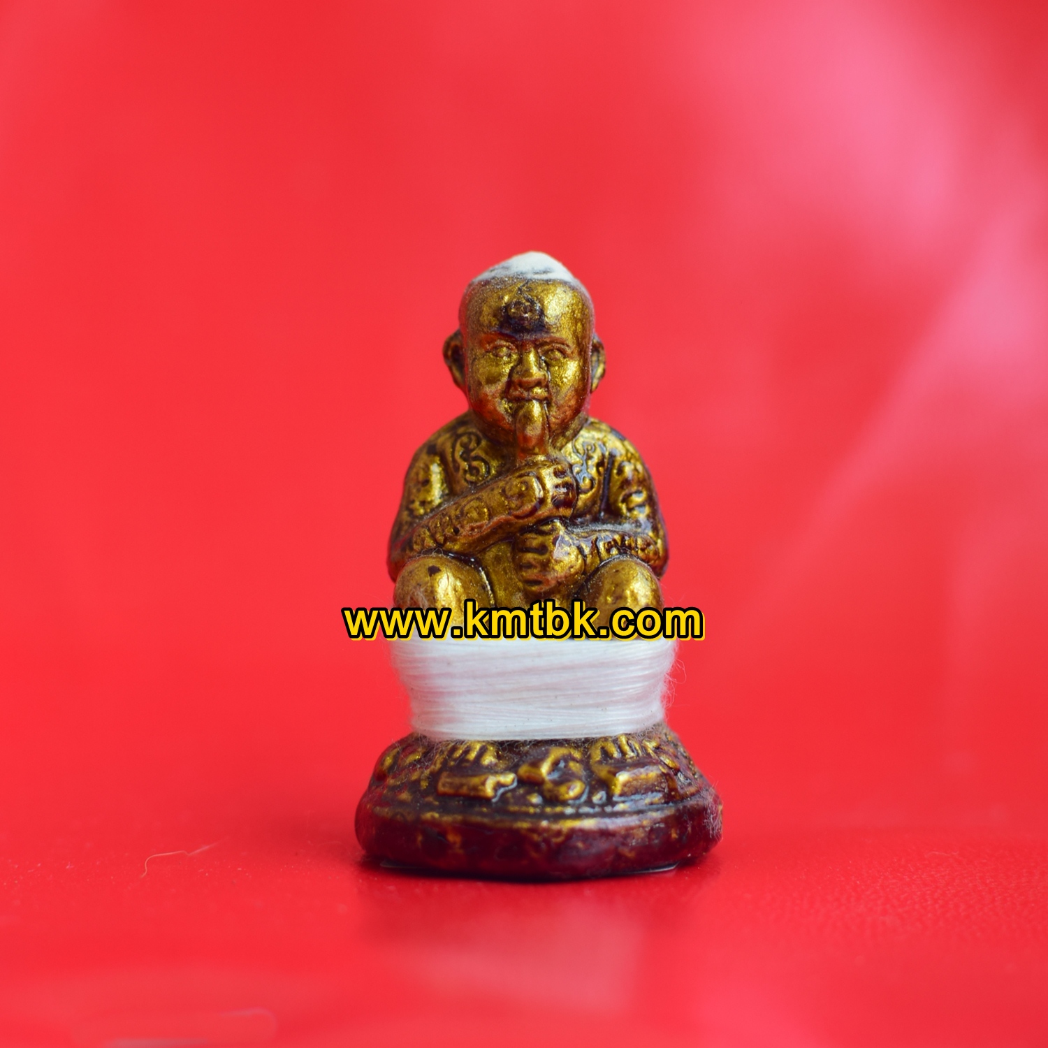 กุมารทอง ยิ้มรับทรัพย์ หลวงปู่ข้าวแห้ง วัดตาปันศรัทธาธรรม จ.สุรินทร์ เนื้อดิน 7ป่าช้า ขนาดพกพา หน้าตัก 1นิ้ว รุ่น ปาฏิหาริย์ยิ้มรับทรัพย์ ปี2559