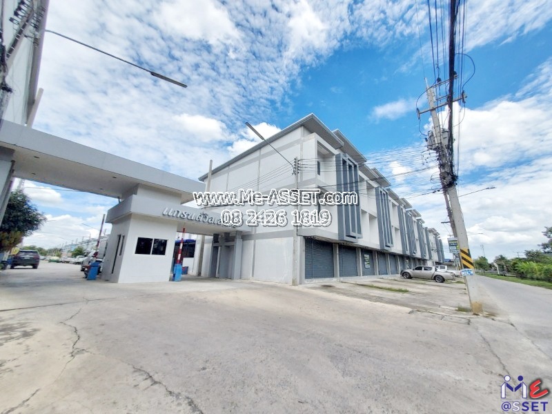 ขายทาวน์โฮม ถนนเมน ต้นโครงการ ย่าน วัดเพลินเพชร ไร่ขิง กระทุ่มล้ม เพชรเกษม พุทธมณฑลสาย 5 : ม.แกรนด์วิลเลจ 2 : 2 ชั้น 27.6 ตร.วา