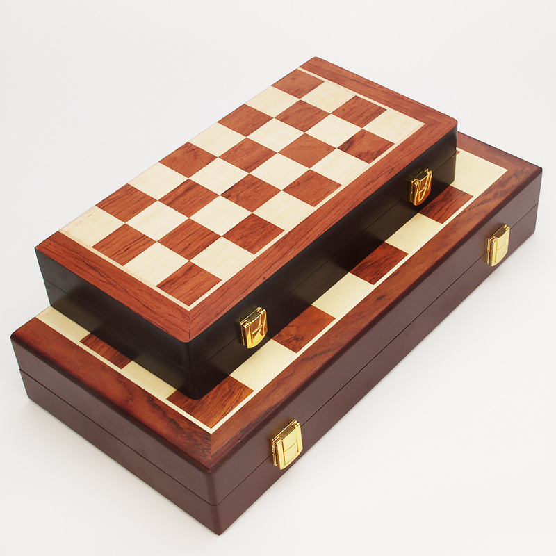 ชุดหมากรุกสากลไม้พับ (ตัวZinc Alloy สีgold & silver) Wooden Chess Set
